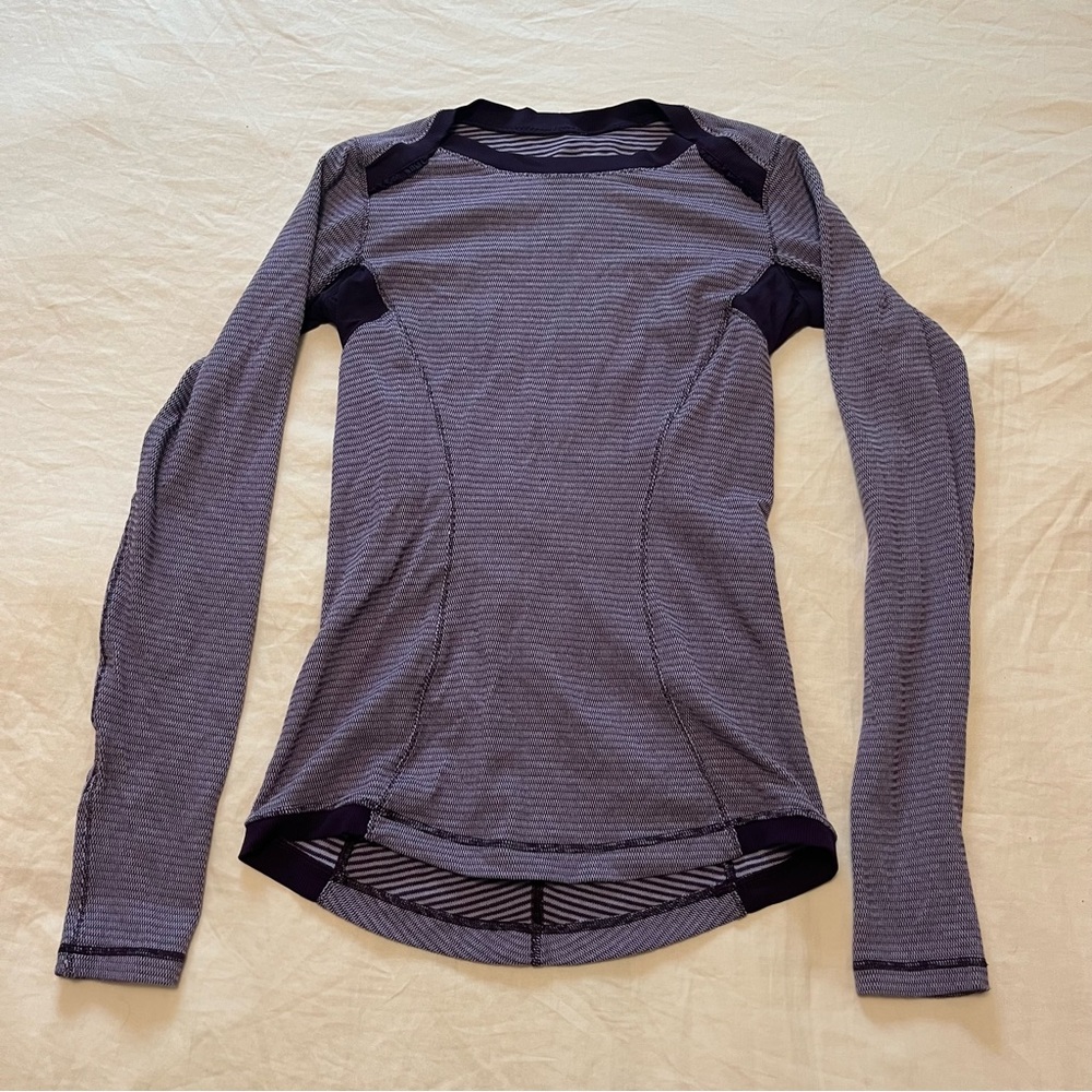 Lululemon long sleeve Swiftly top in purple